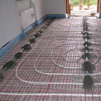 Scheme and self-installation of a water-heated floor in a private house